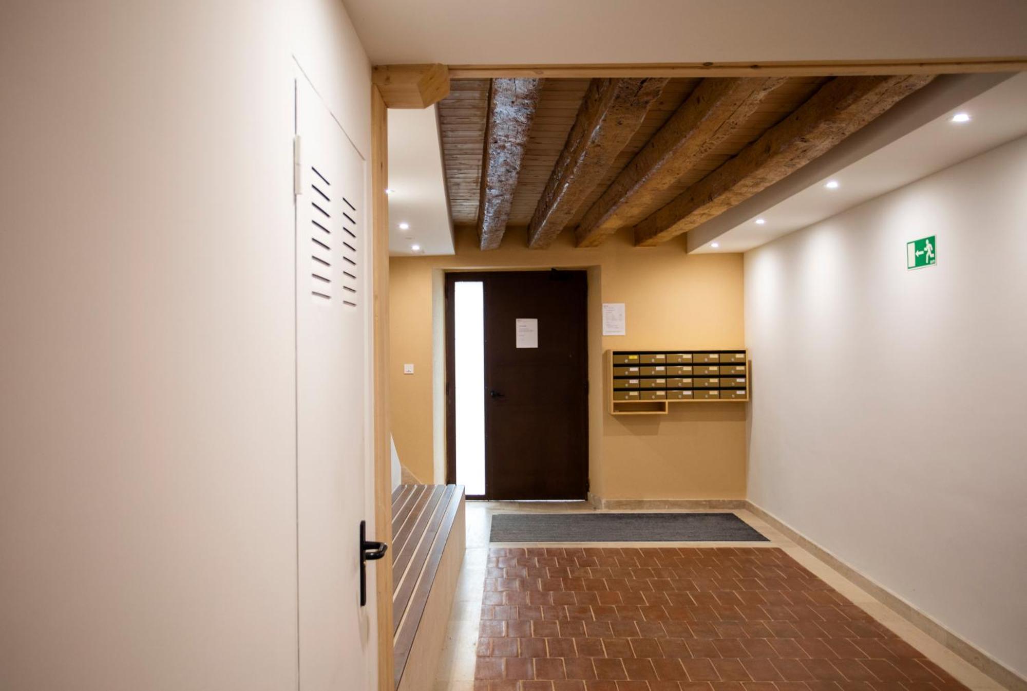El Capricho De Claudia_ Apartamentos Burgos Catedral Eksteriør bilde