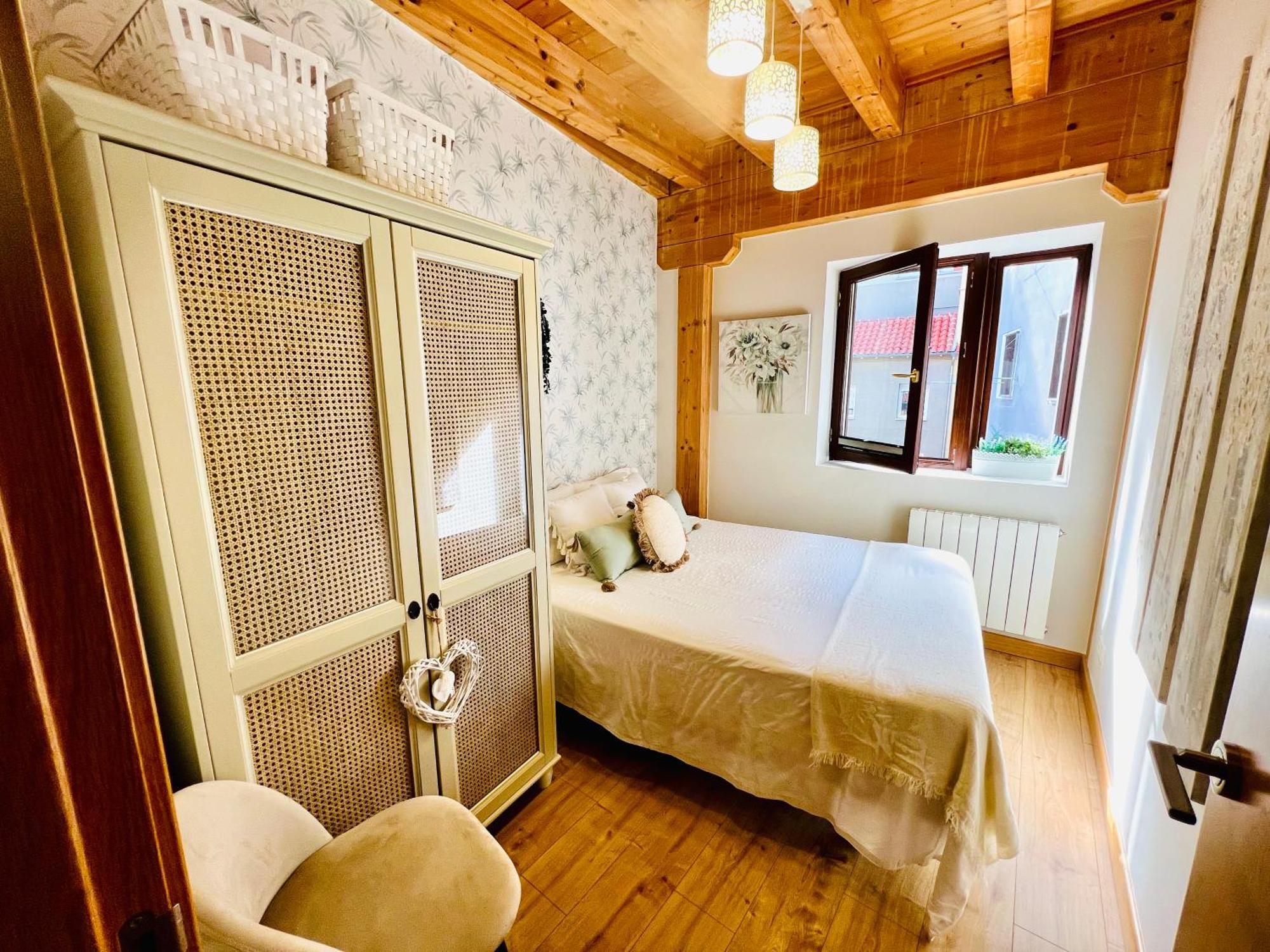 El Capricho De Claudia_ Apartamentos Burgos Catedral Eksteriør bilde